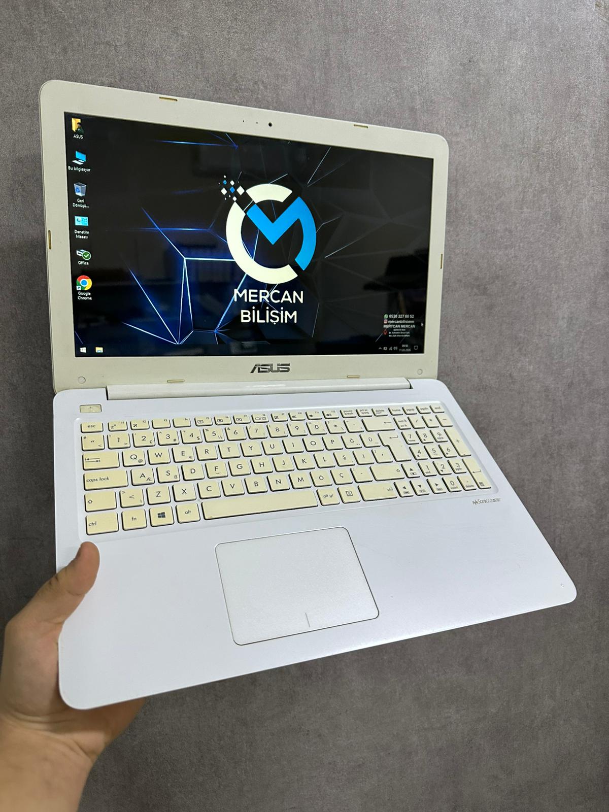 ASUS E502N(2. EL ÜRÜN)
