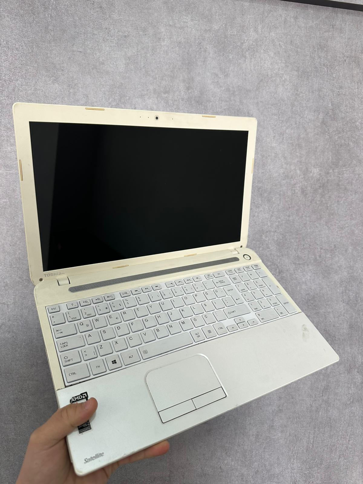 TOSHİBA SATELLİTE C55D(2. EL ÜRÜN)