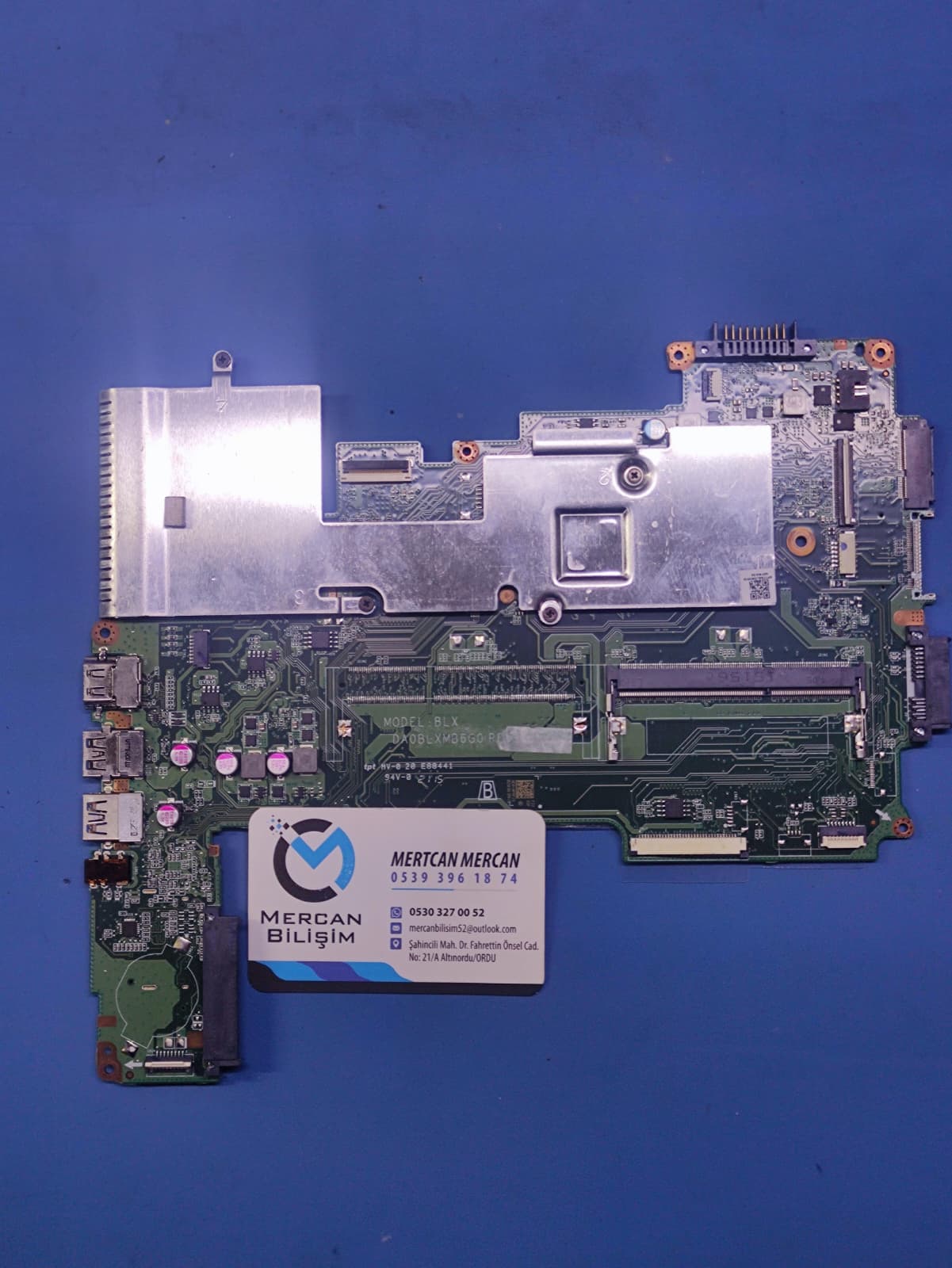TOSHİBA  DA0BLXMB6G0 ANAKART